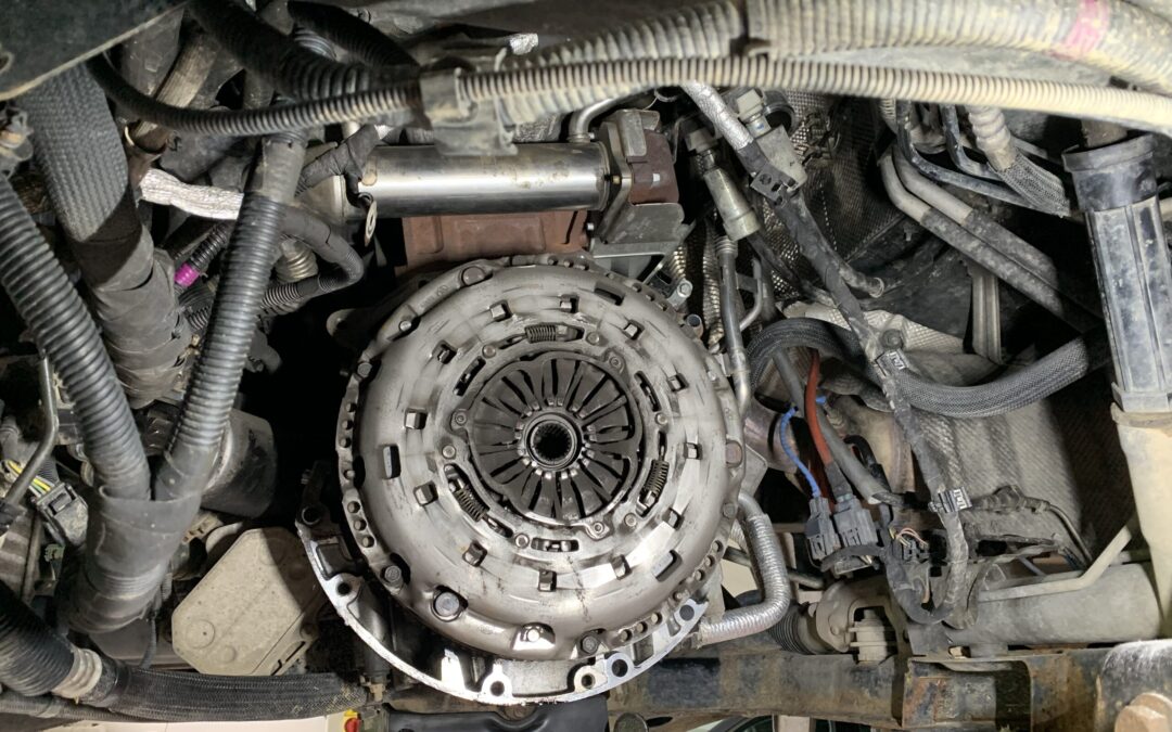 VÝMĚNA SPOJKY A PŘEVODOVKY – FORD TOURNEO CUSTOM, r.v. 2015, 170.000 km